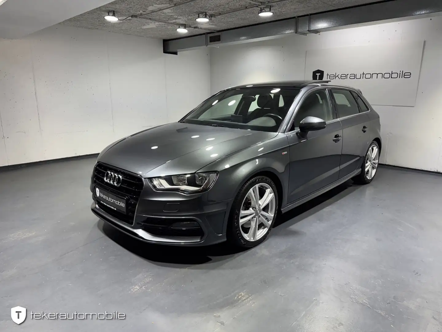 Audi A3 1.8 TFSI Sportback S line Sportpaket Gris - 1