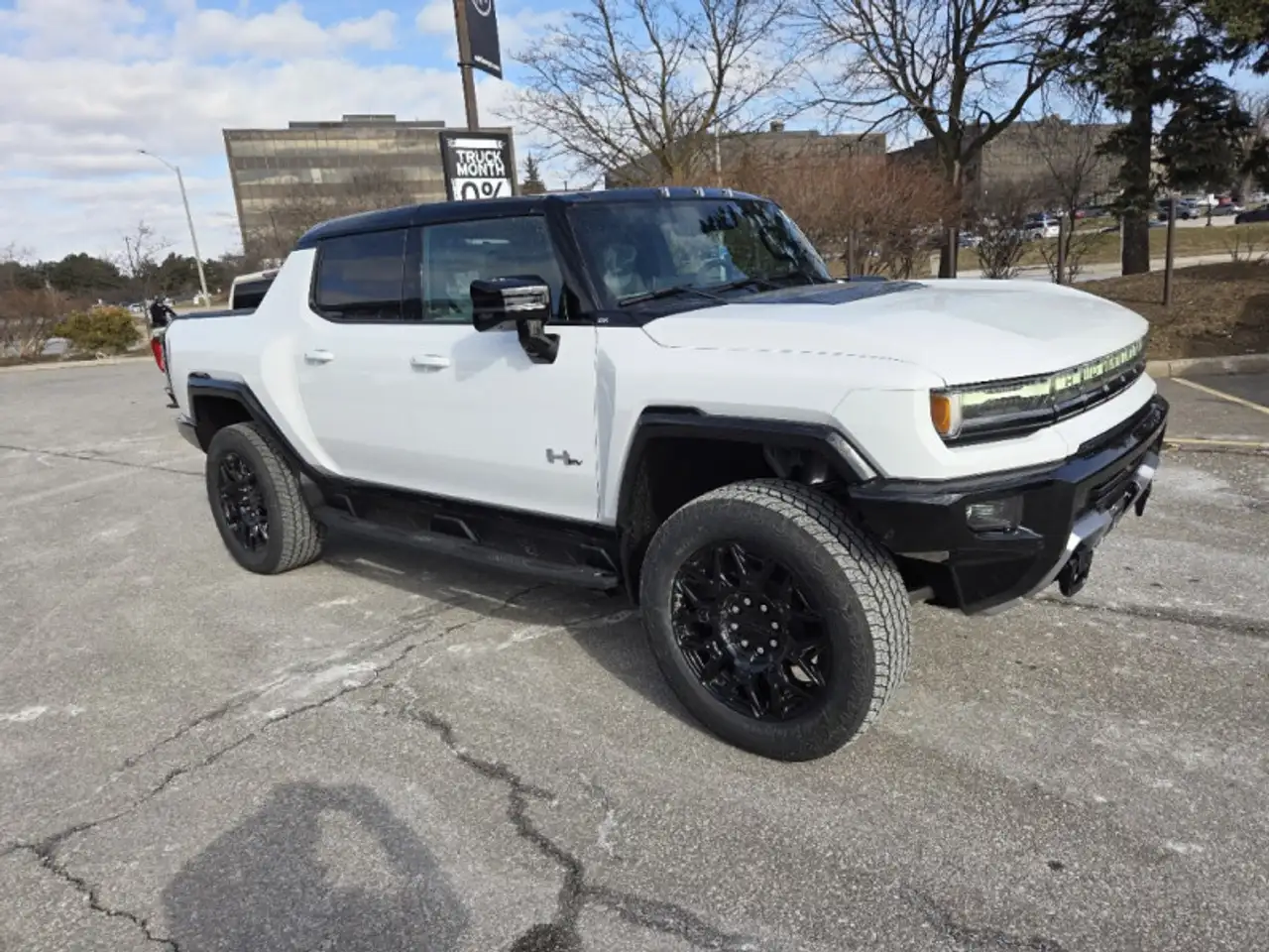 GMC HUMMER EV Pickup снимка GMC HUMMER EV Pickup