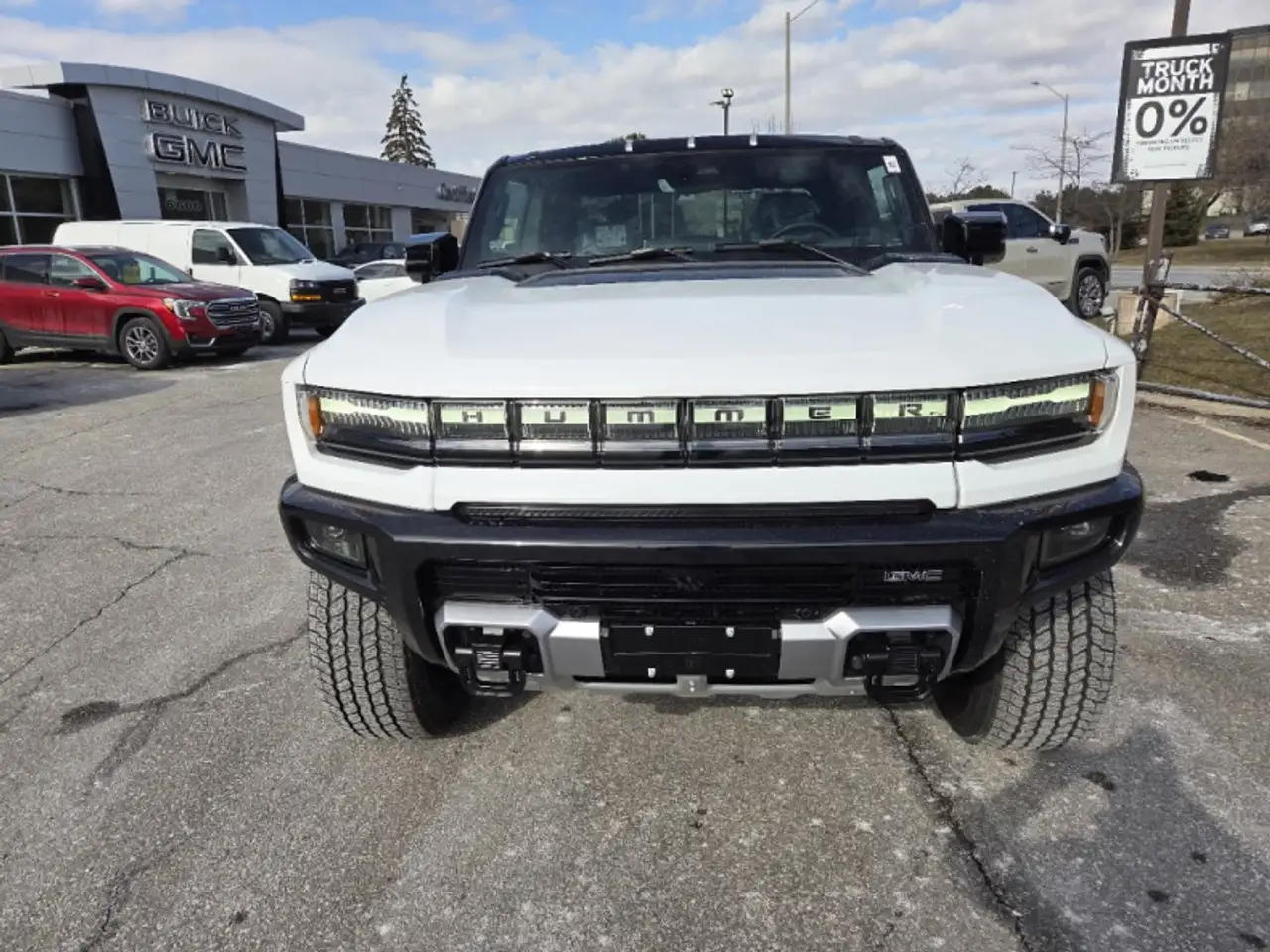 GMC HUMMER EV Pickup снимка GMC HUMMER EV Pickup
