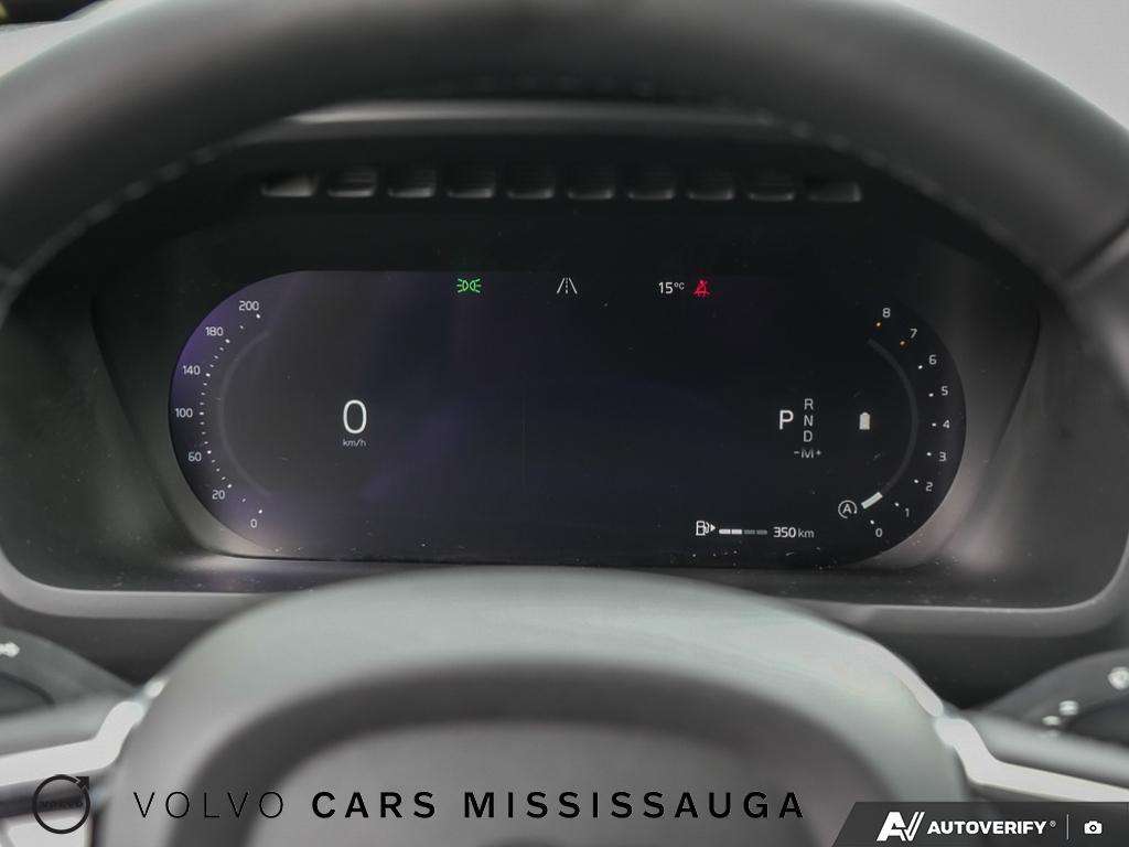2024 Volvo XC90 Plus Bright Theme thumb 15