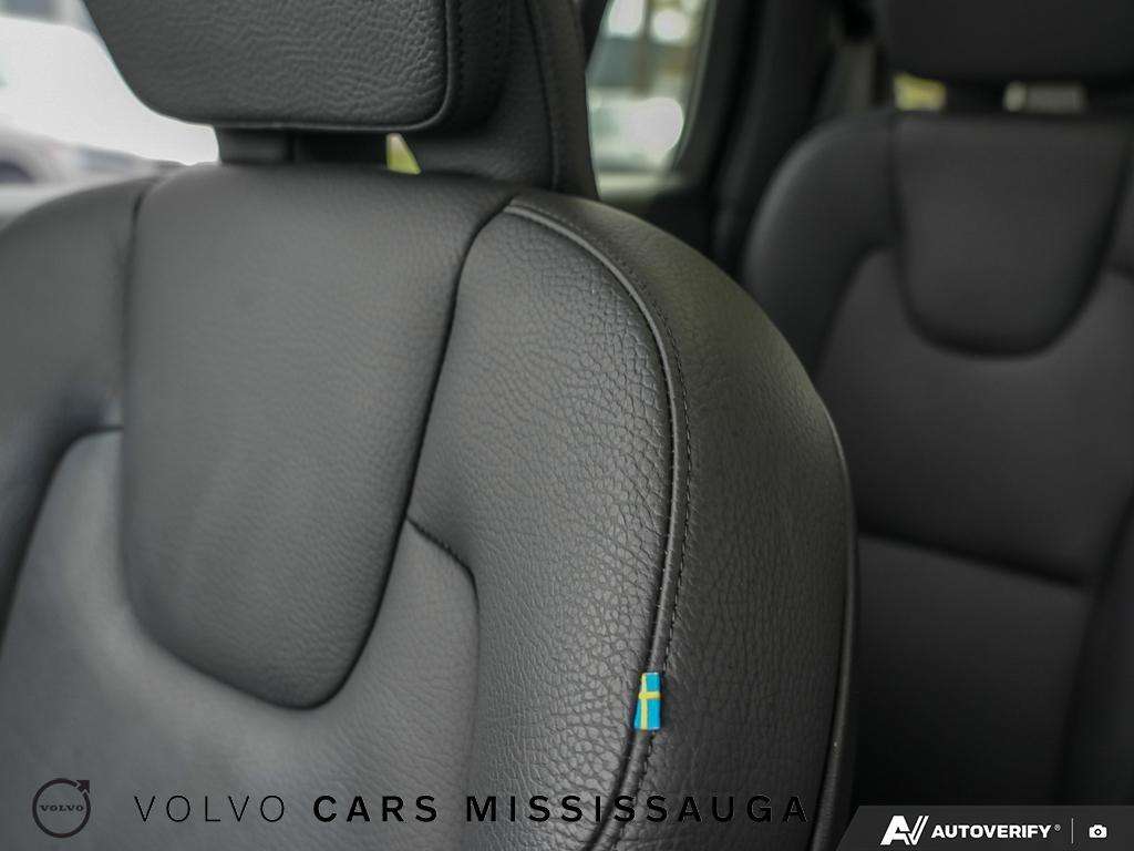 2024 Volvo XC90 Plus Bright Theme thumb 23