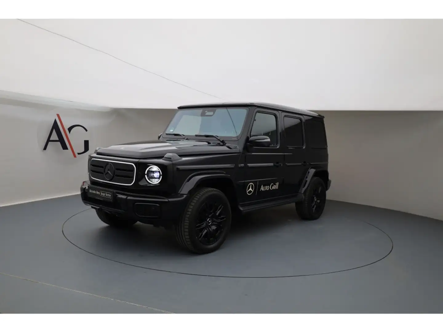Mercedes-Benz G 580 EQ Superior Int Designbox Glow *in stock* Schwarz - 2