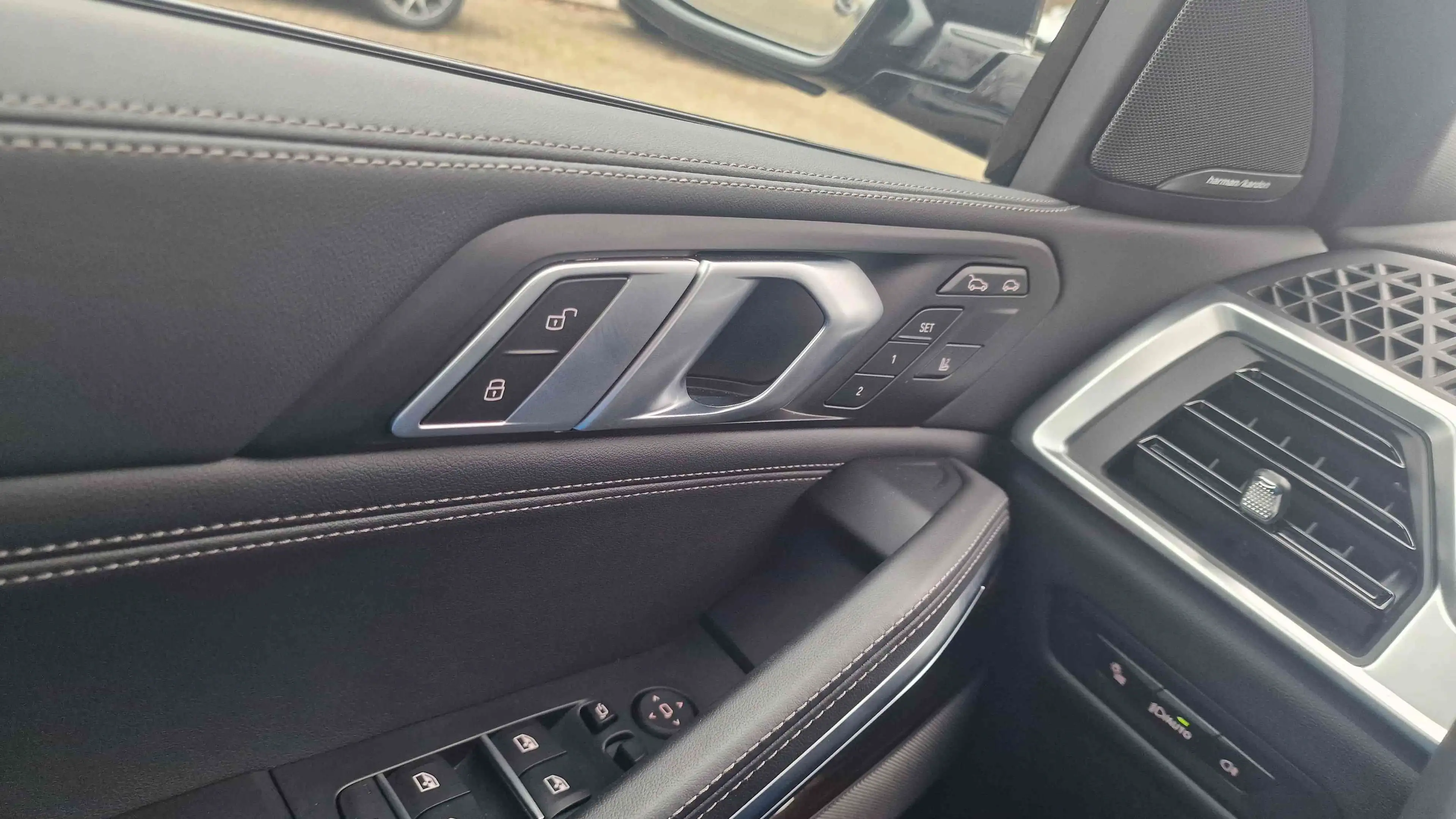 BMW X6 xDrive40d HK HiFi DAB — photo 15