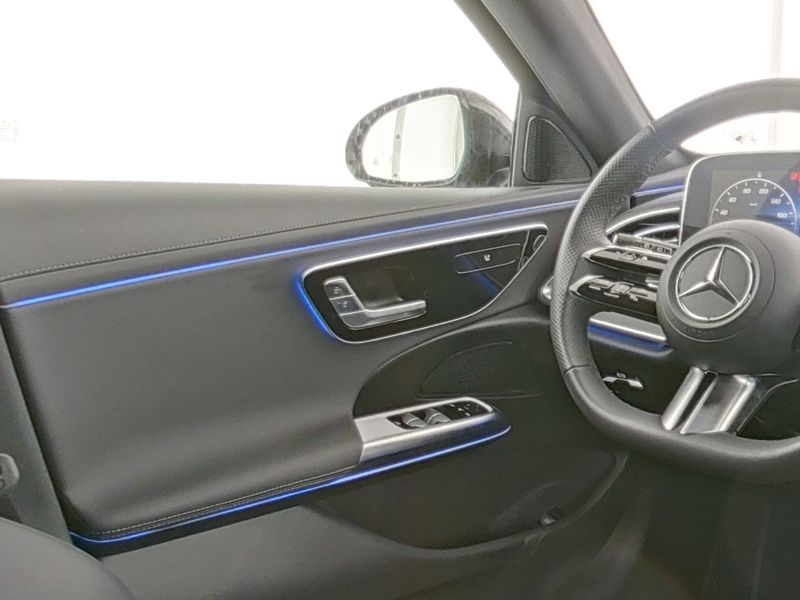 Mercedes-Benz E 220 d T AMG AMG/PANO/AHK/LED/RFK/DIST./ — photo 8