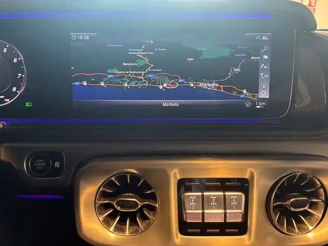 Mercedes-Benz G-Class view 13