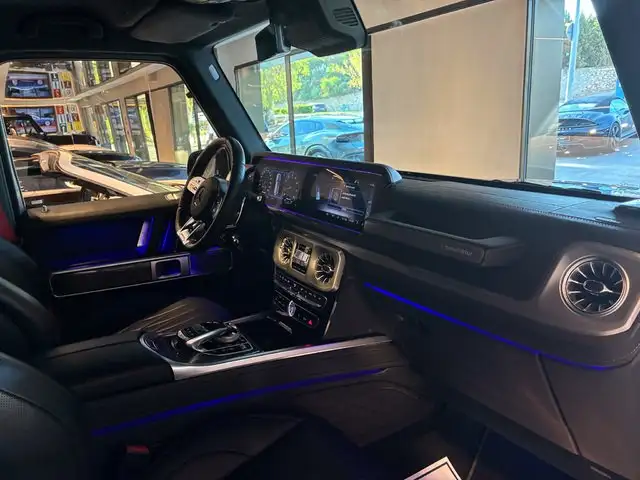 Mercedes-Benz G-Class view 4