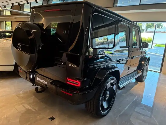 Mercedes-Benz G-Class view 28