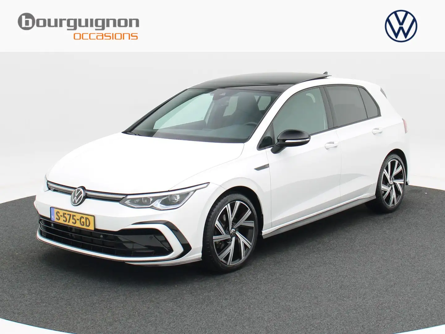 Volkswagen Golf 1.5 eTSi 150 Pk Automaat R-Line Business+ | Panora Wit - 1