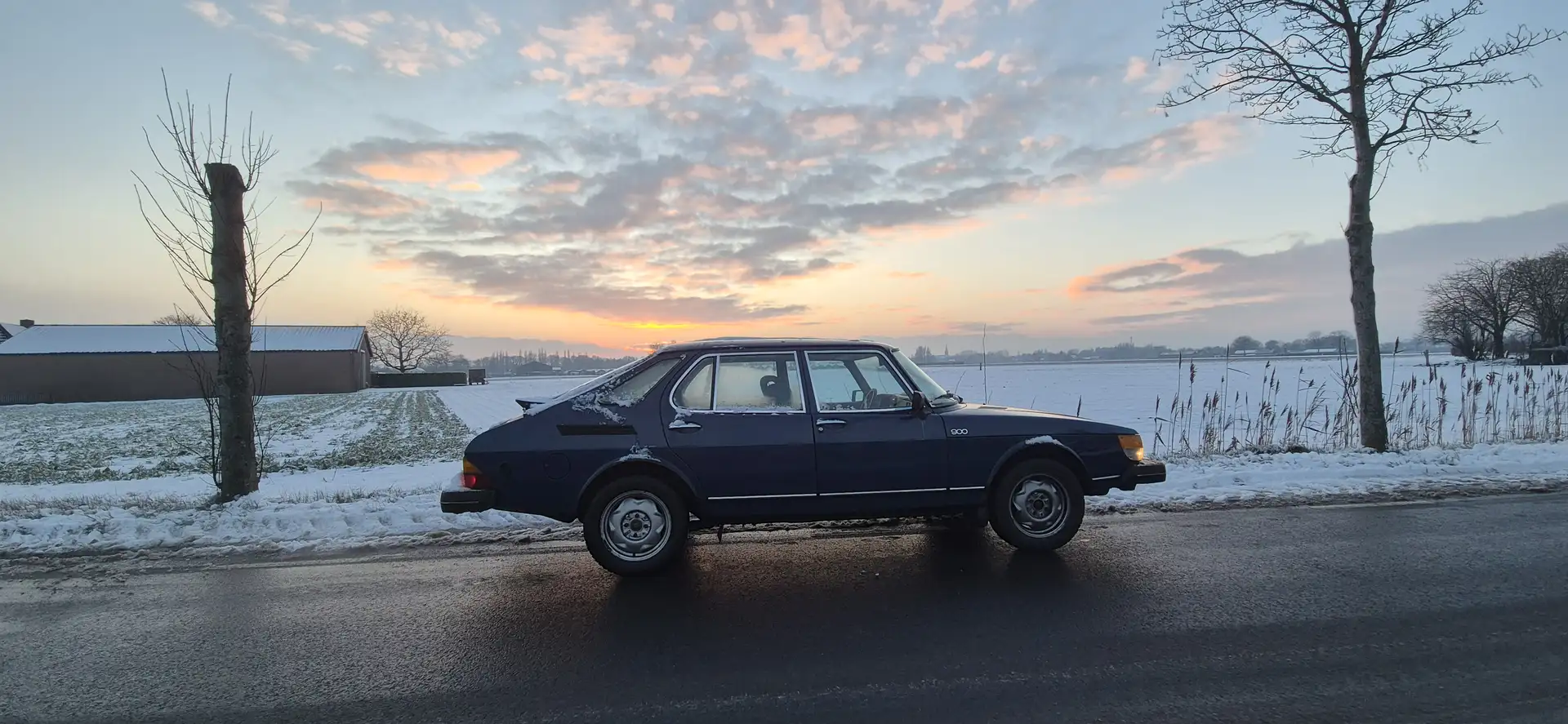 Saab 900 900 2.0 GLE Blau - 1