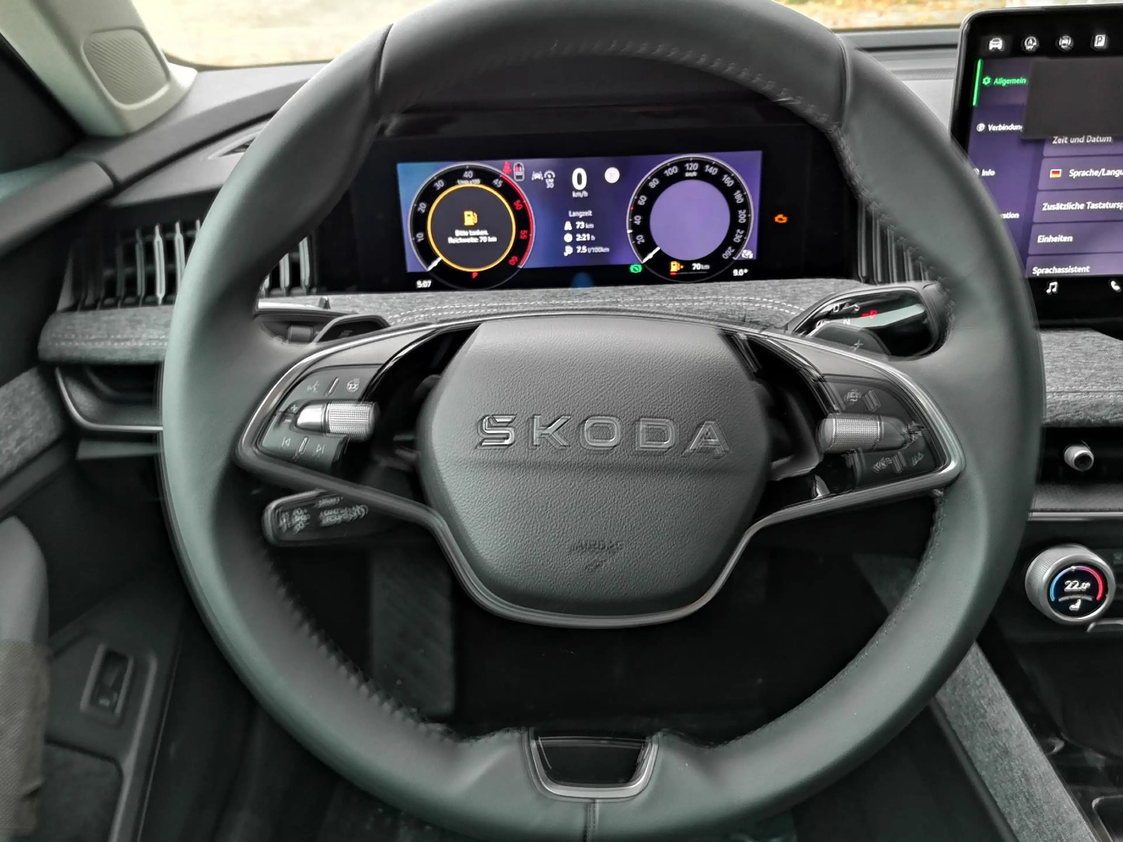 Skoda Superb 2.0 TDI DSG 4x4 Selection Standh Sound AHK 360 Hea — photo 7