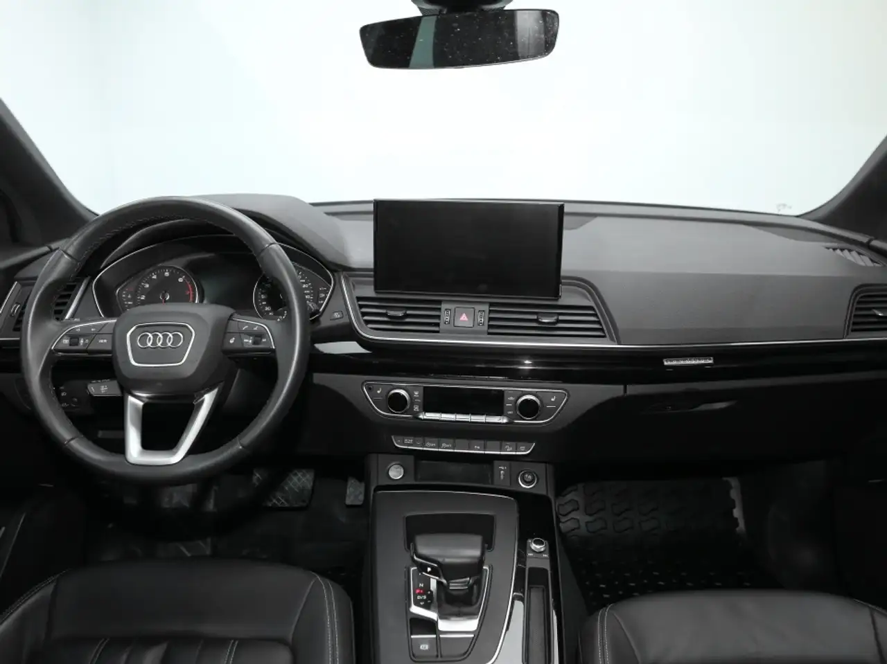 Audi Q5 снимка Audi Q5