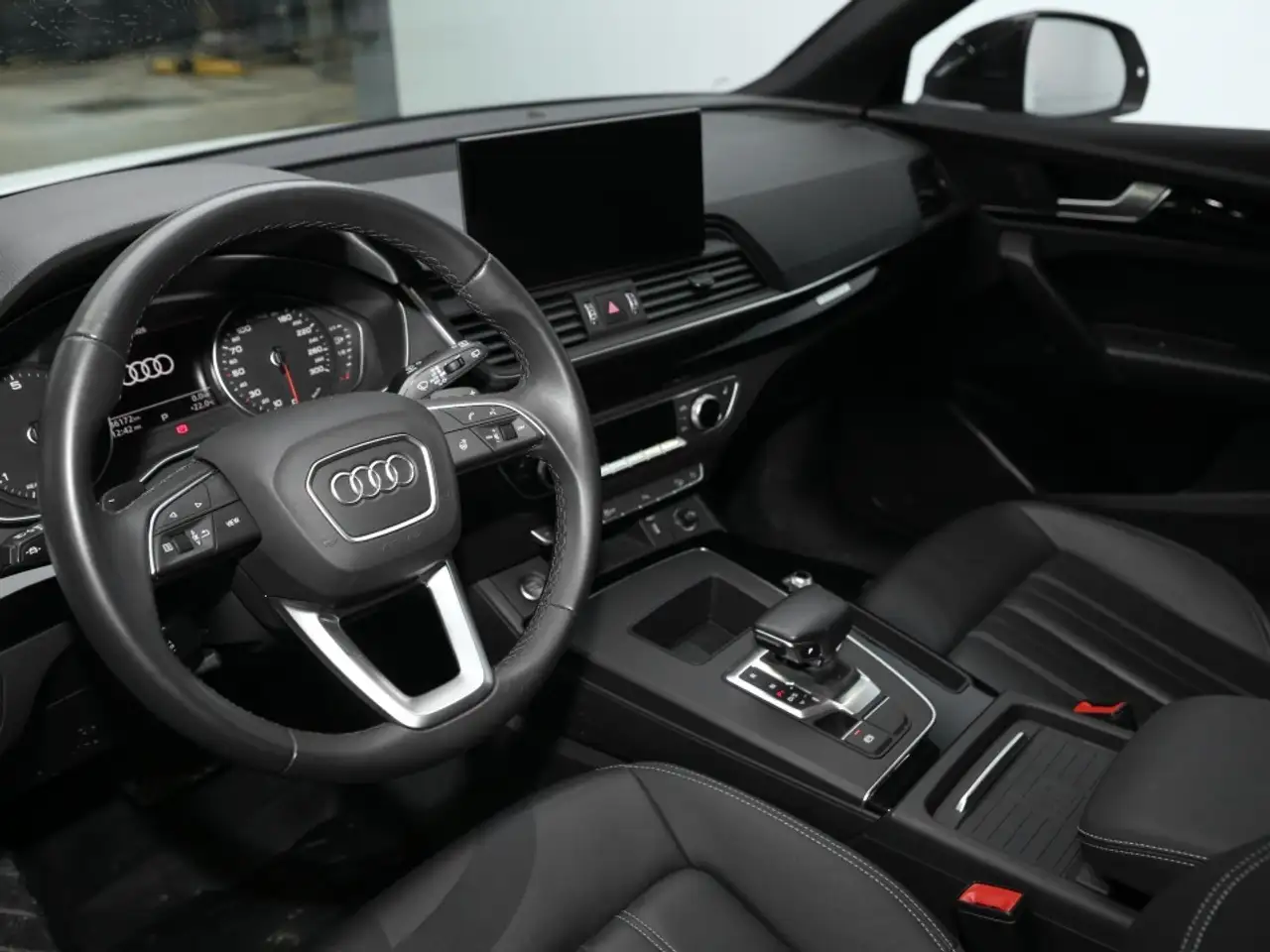 Audi Q5 снимка Audi Q5