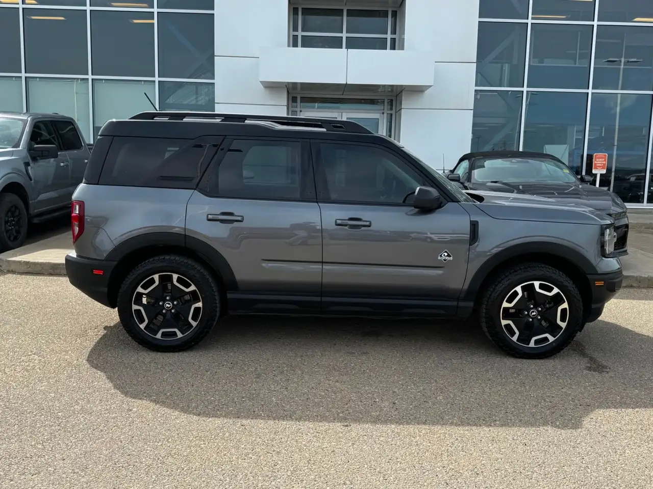 Ford Bronco Sport photo Ford Bronco Sport