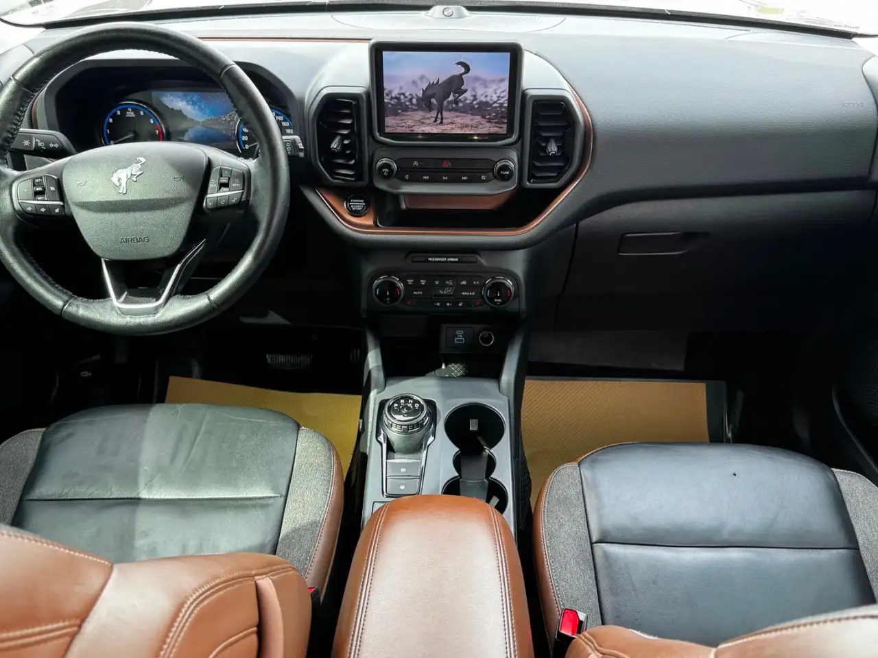 Ford Bronco Sport photo Ford Bronco Sport