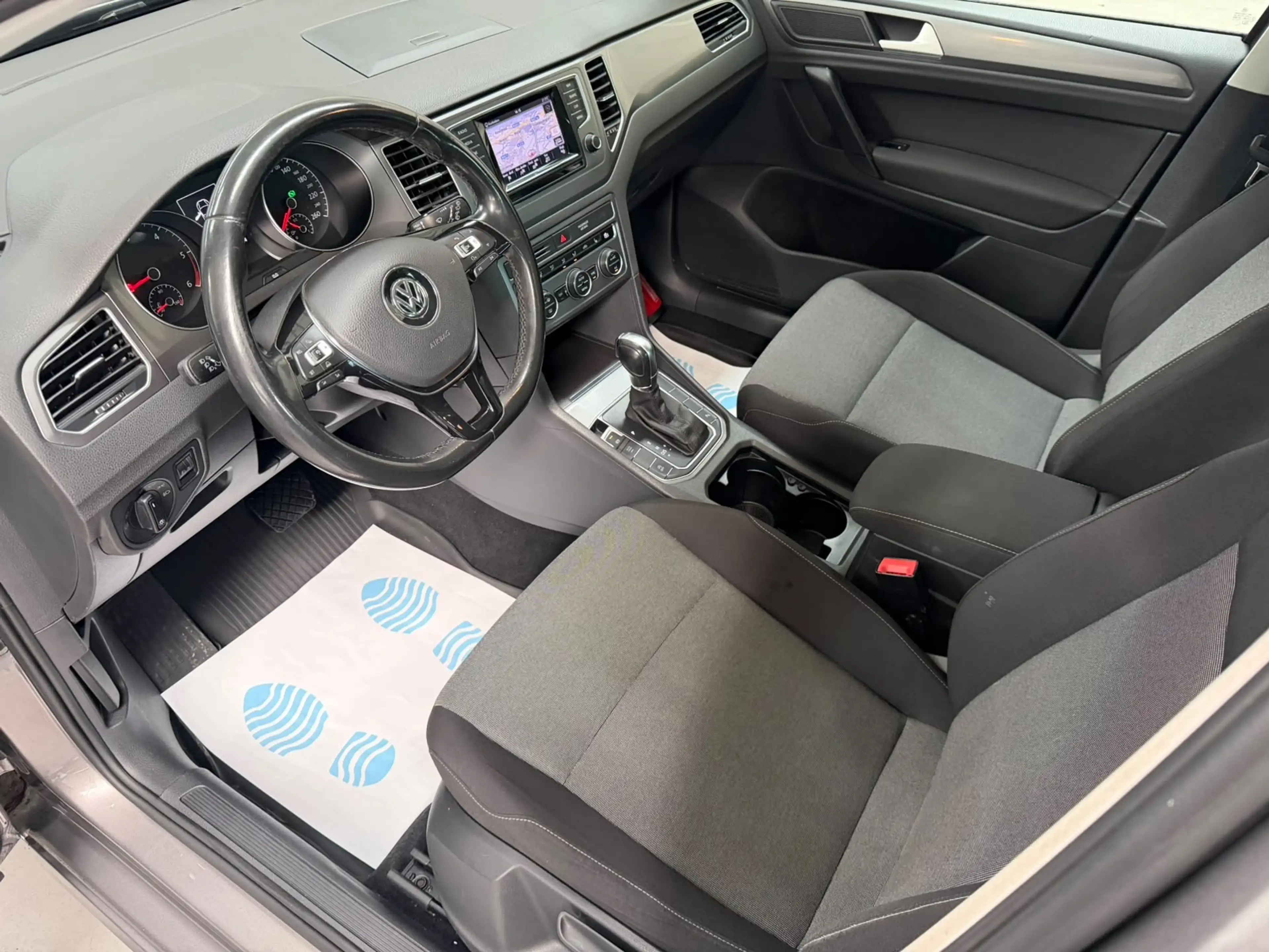 Volkswagen Golf Sportsvan Golf Sportsvan 1.6 CR TDi Diesel DSG 11/2014 EURO 6 — photo 5