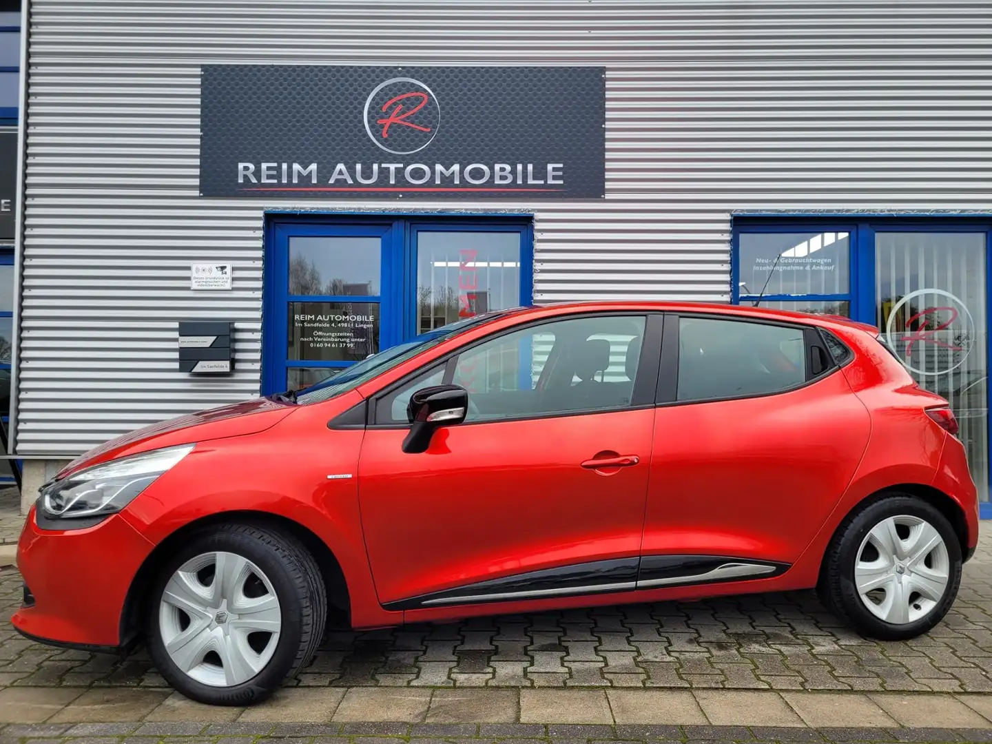 Renault Clio IV TCe90 Limited *NAVI*KLIMA*TEMPOMAT*BLUETOOTH* Rood - 2