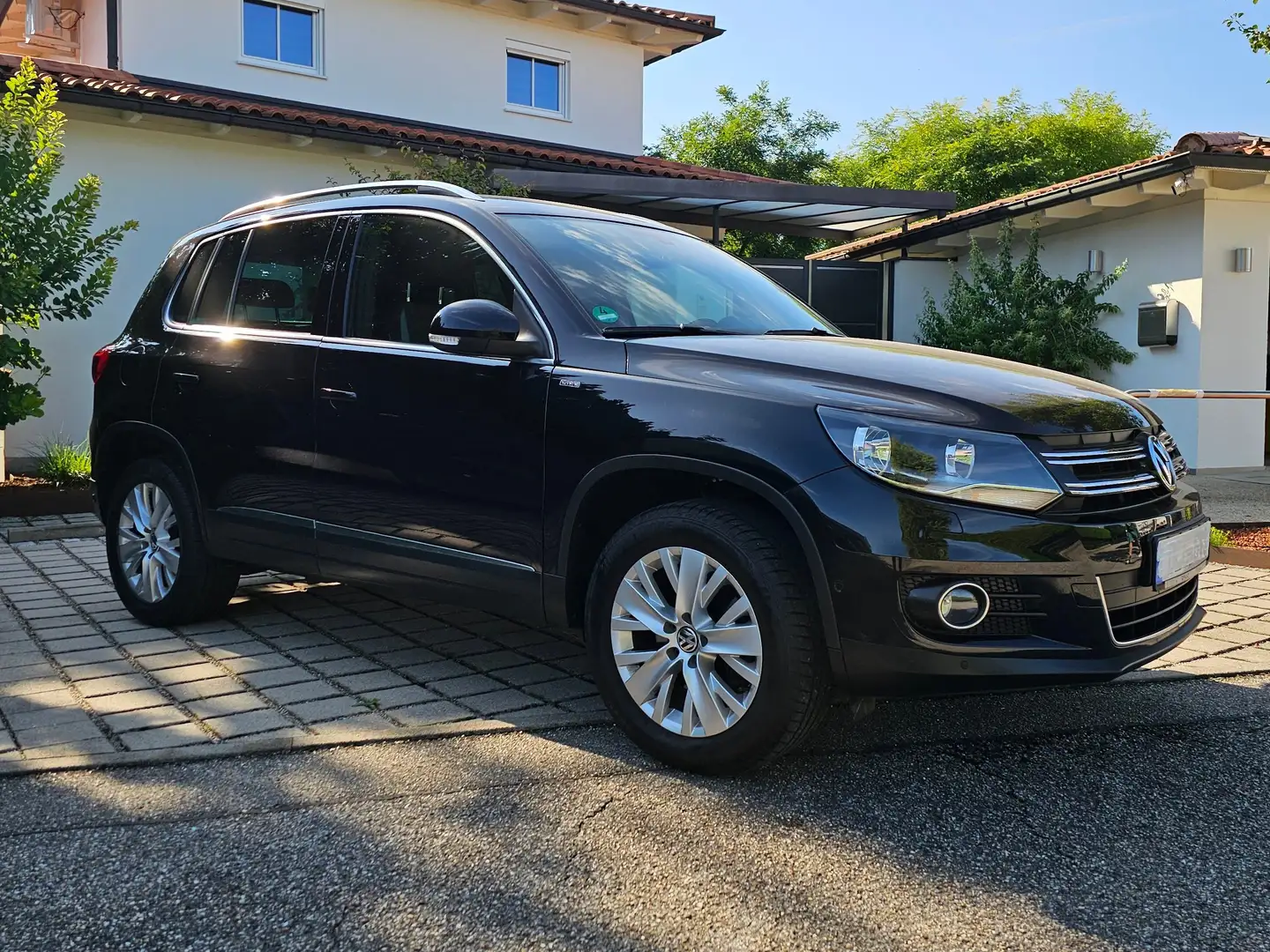Volkswagen Tiguan Tiguan 1.4 TSI 4Motion Life Schwarz - 1