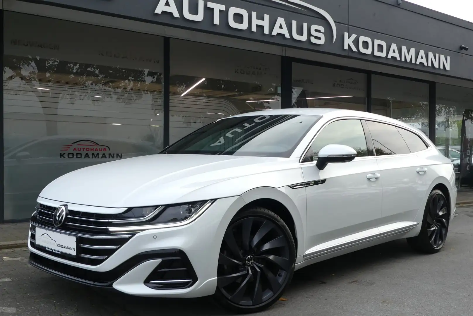 Volkswagen Arteon SB 2.0 TSI R-Line*H&K*STDHZ*360°Cam*20" Weiß - 1