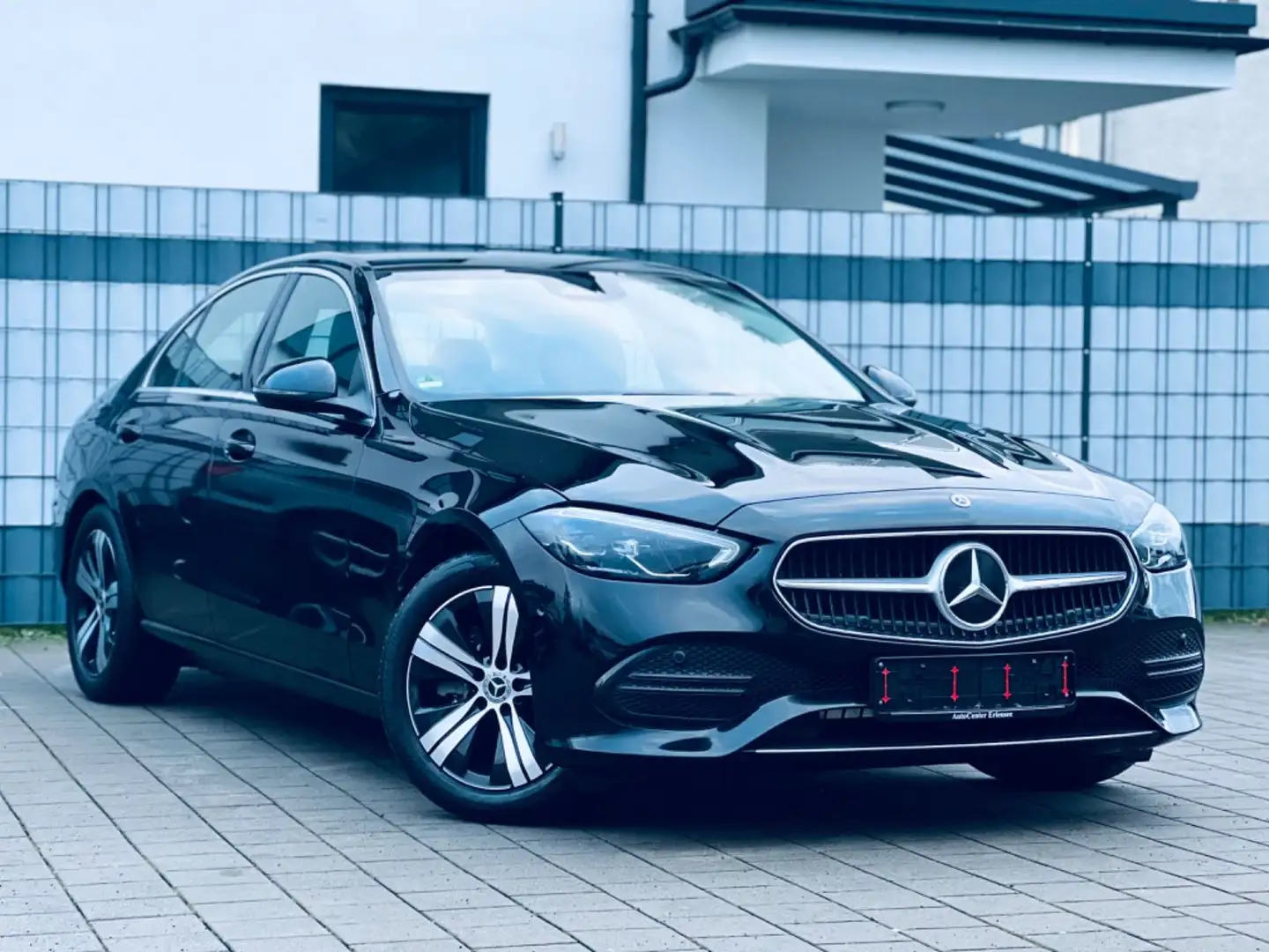 Mercedes-Benz C 220 d Avantgarde LED+MBUX+KAMERA+WIDE+TOTW+DAB Schwarz - 1
