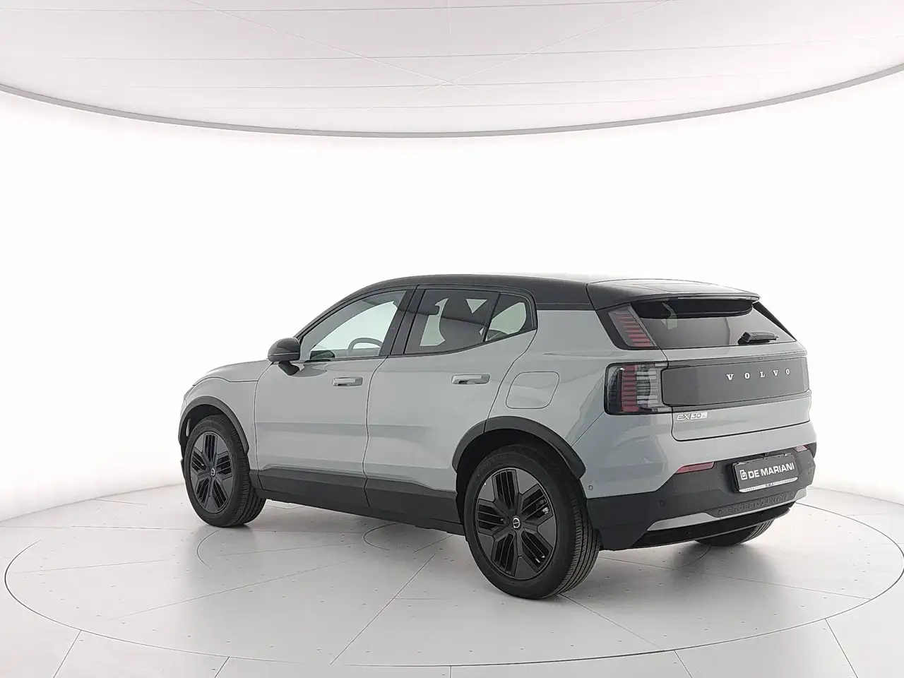 Volvo EX30 2026