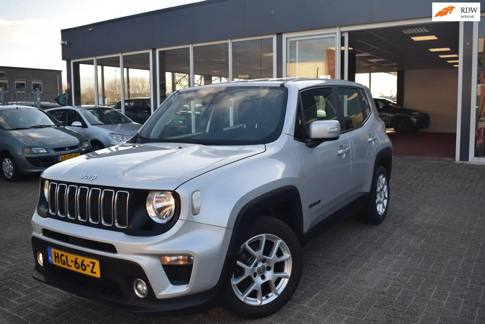 Jeep Renegade 1.3T DDCT Limited TGDI LONGITUDE | AIRCO | CRUISE Grau - 1