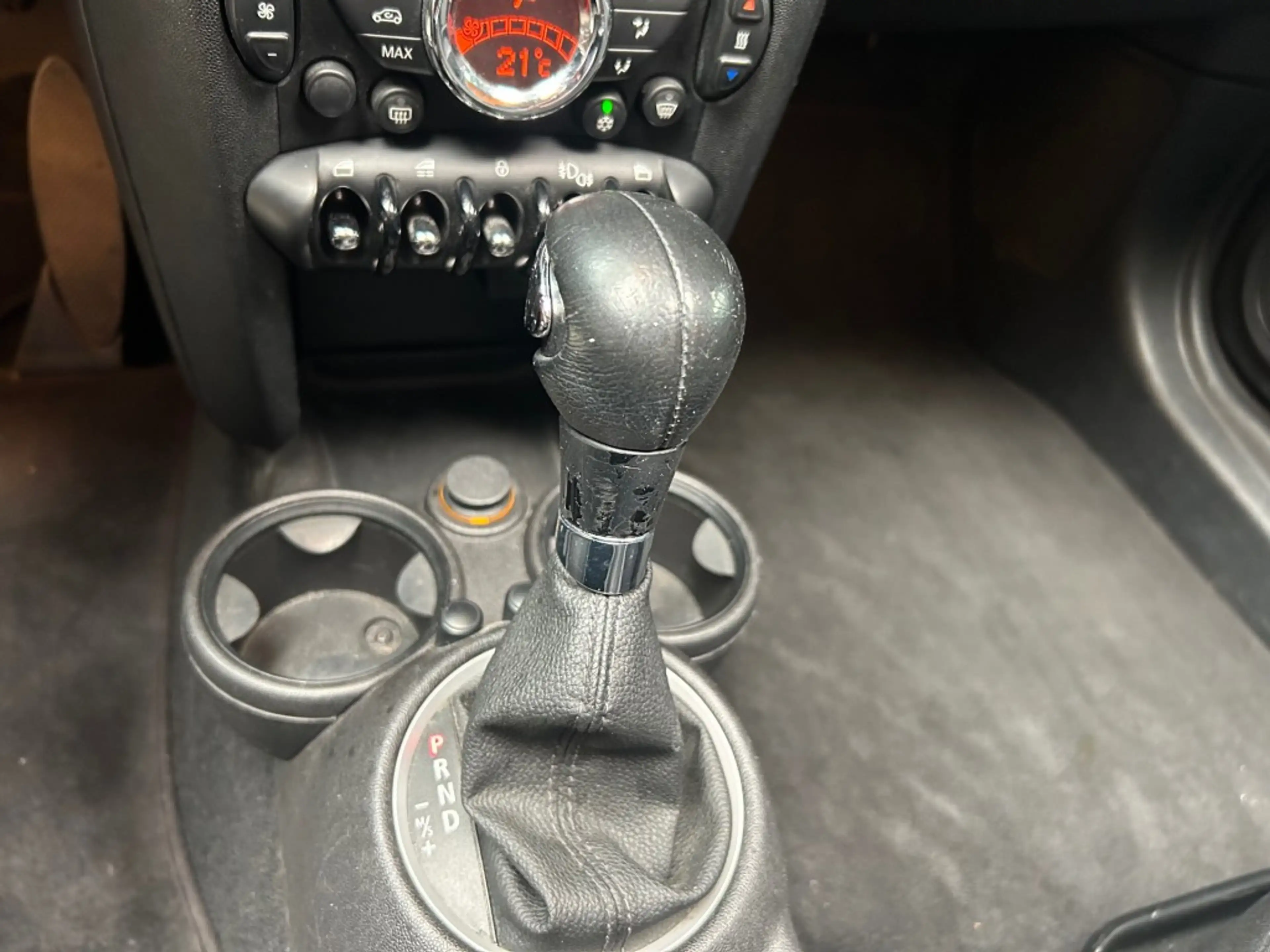 MINI Cooper Cabrio 1.6 COOPER — photo 12