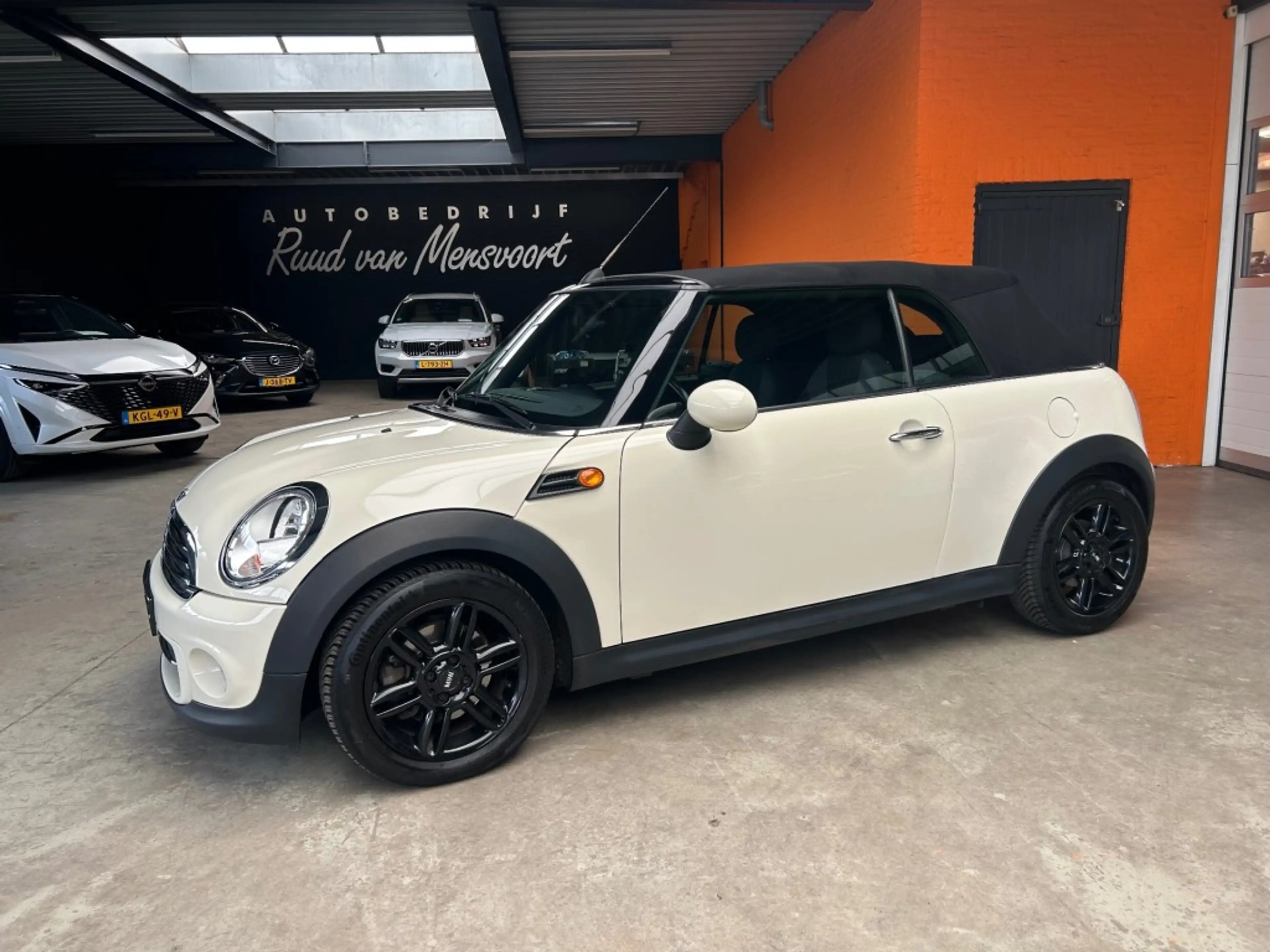 MINI Cooper Cabrio 1.6 COOPER