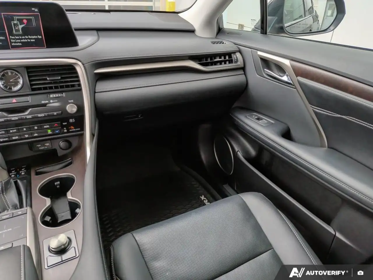 Lexus RX снимка Lexus RX