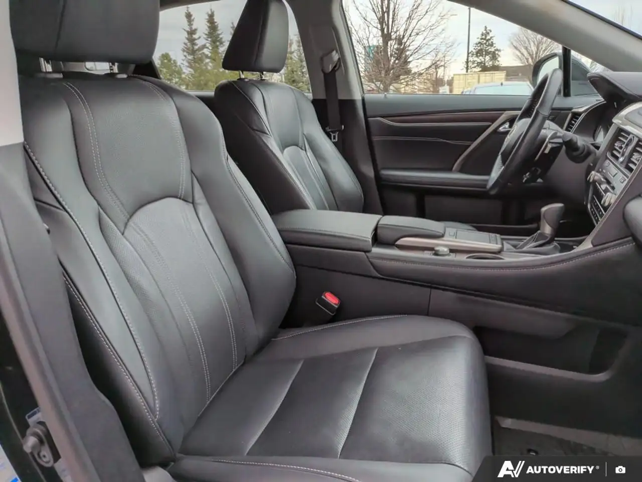 Lexus RX снимка Lexus RX