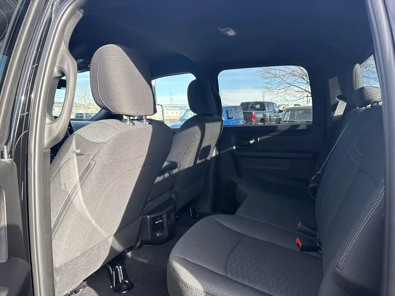 RAM 2500 снимка RAM 2500