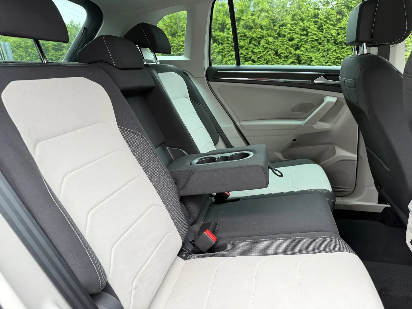 Volkswagen Tiguan eHybrid Aut. Camera | Navi & CarPlay | Assist pack Blanco - 2