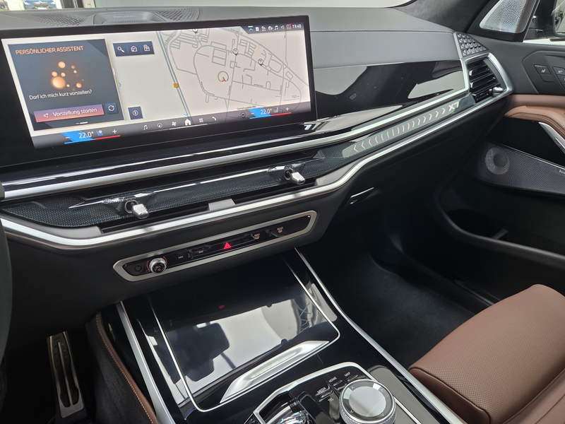 BMW X7 xDr40d M Sport Pro 23Zoll B&W Kristall Sky — photo 10