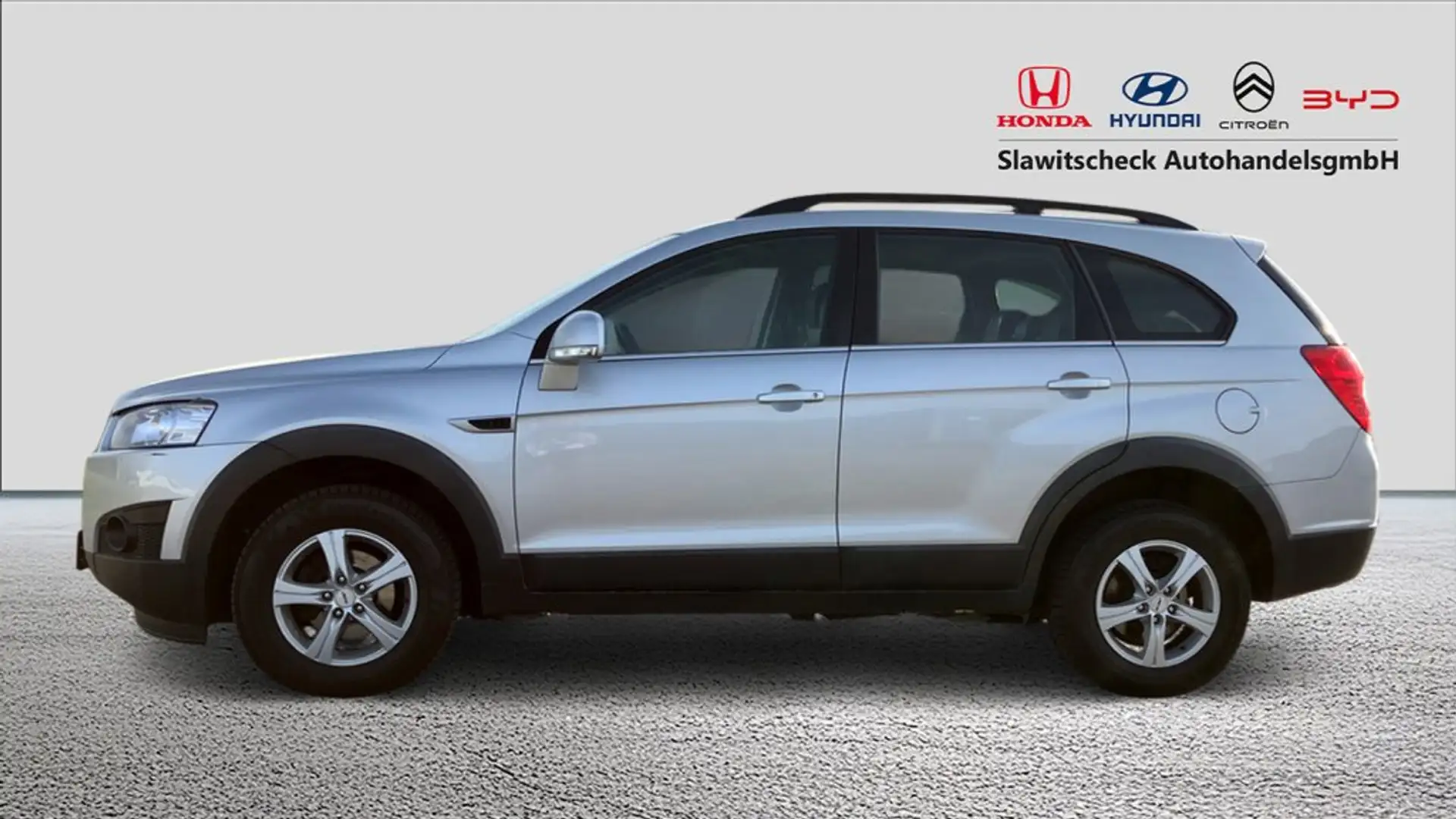 Chevrolet Captiva LT 2,2 4WD DPF HÄNDLERFAHRZEUG Grau - 2