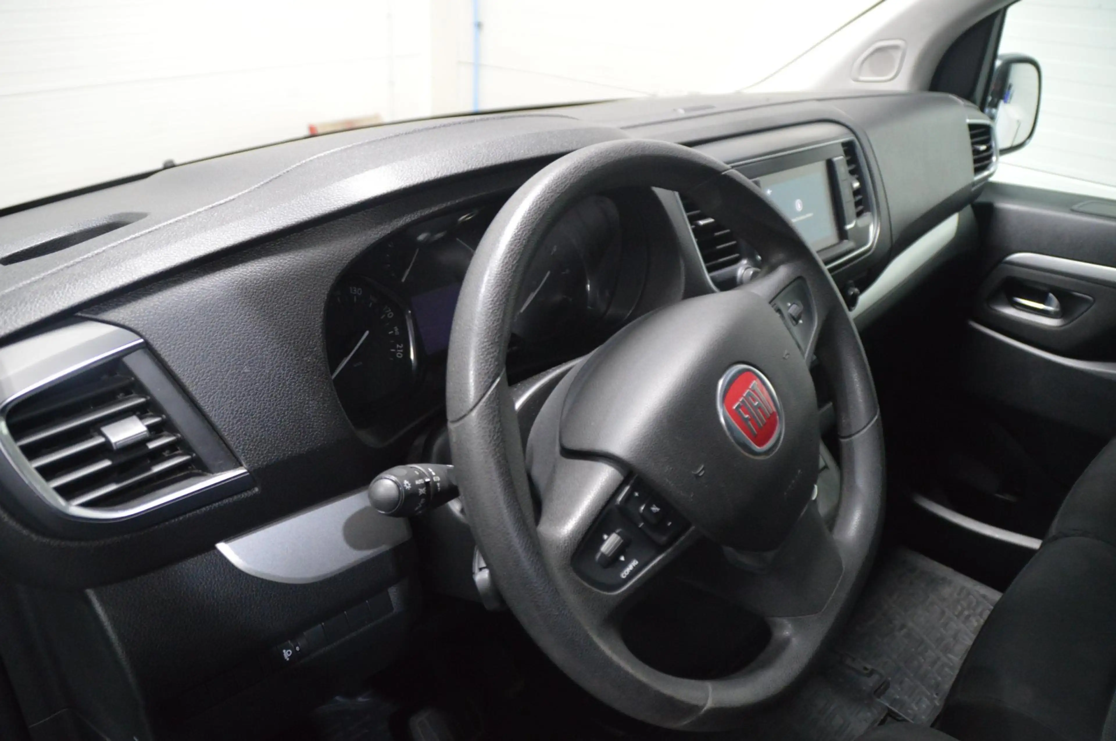 Fiat Scudo 2.0 MultiJet L3H1 SX — photo 13