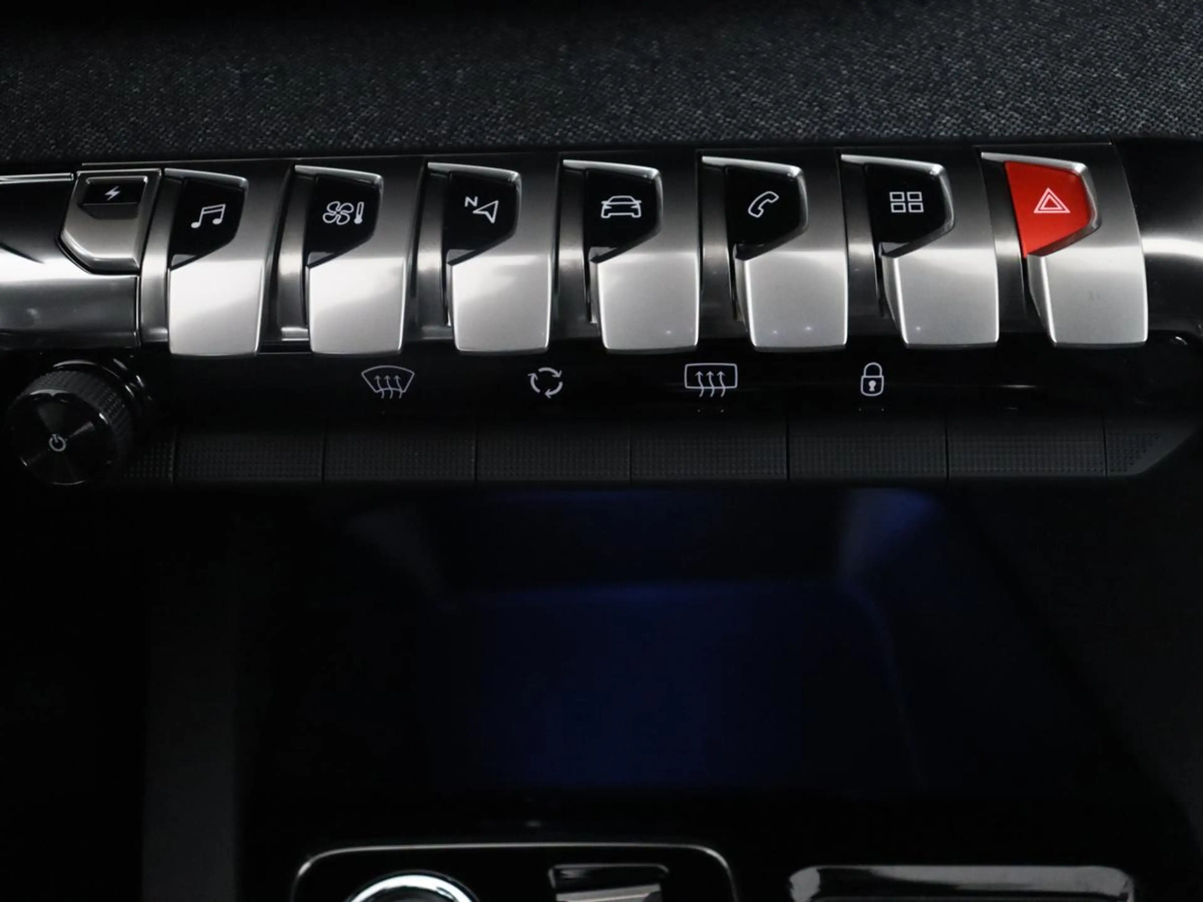 Peugeot 3008 1.6 HYbrid 225 Allure Pack Business | SOH 98.4% | — photo 25