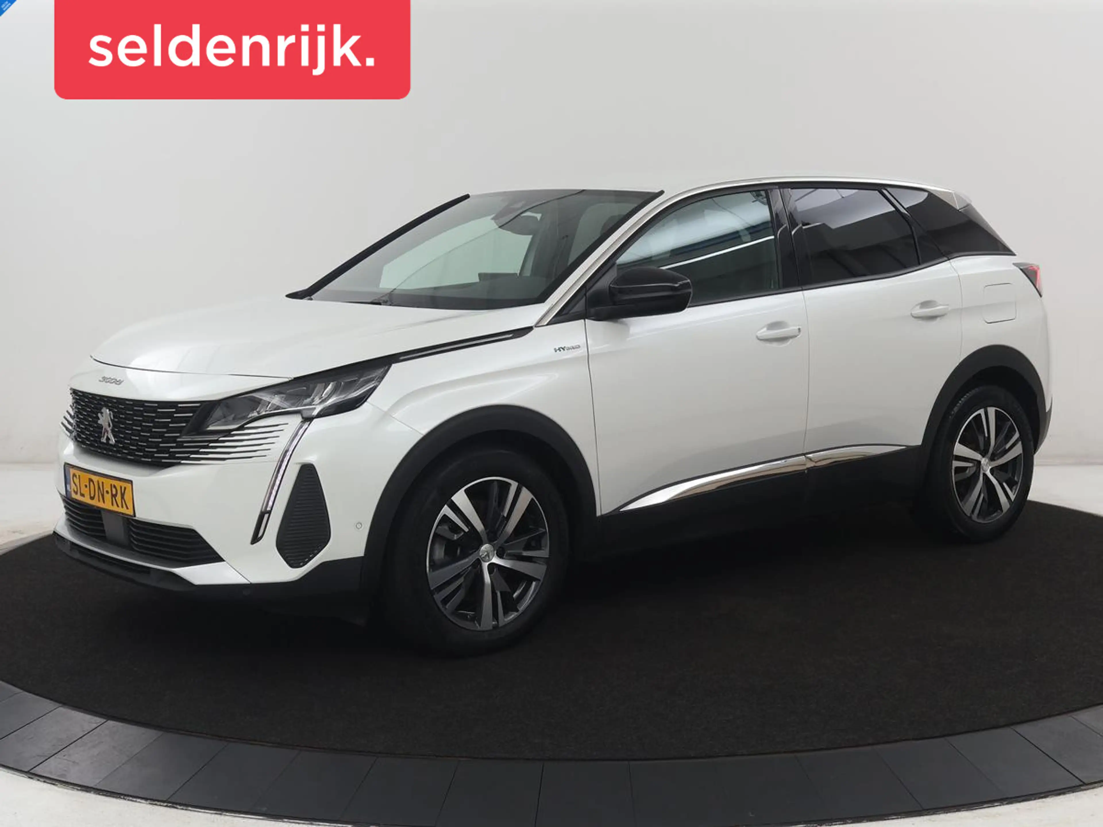 Peugeot 3008 1.6 HYbrid 225 Allure Pack Business | SOH 98.4% |