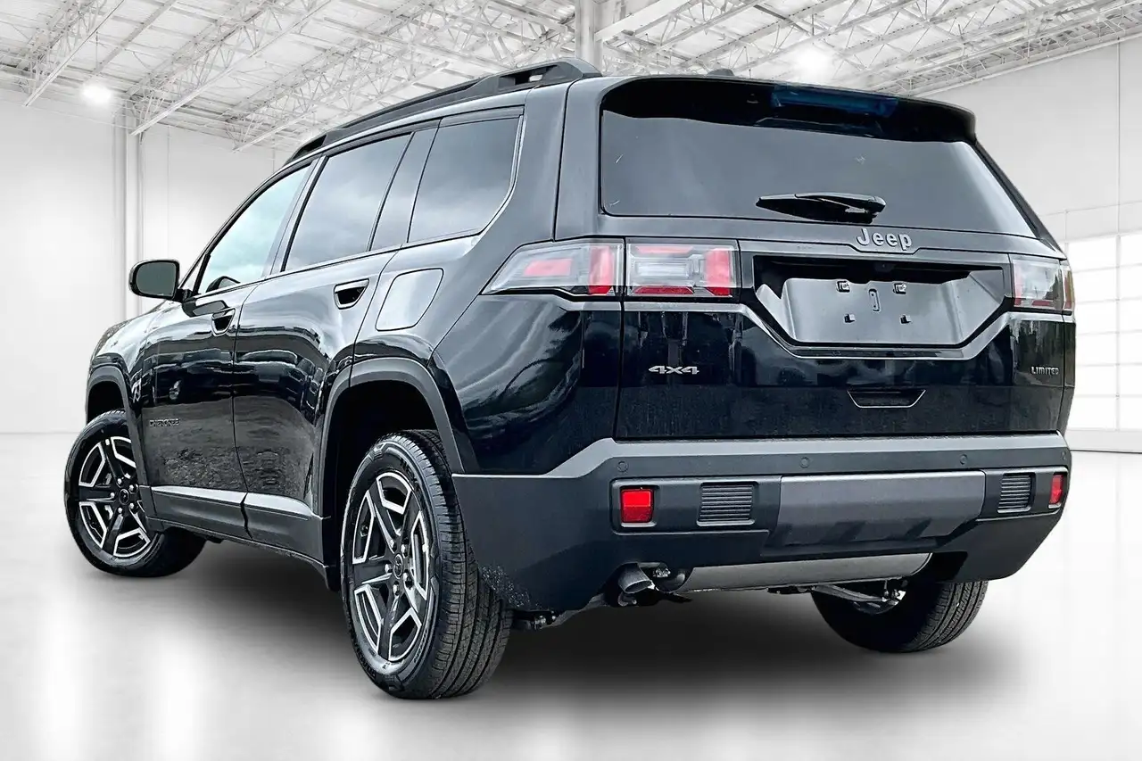 Jeep Cherokee снимка Jeep Cherokee