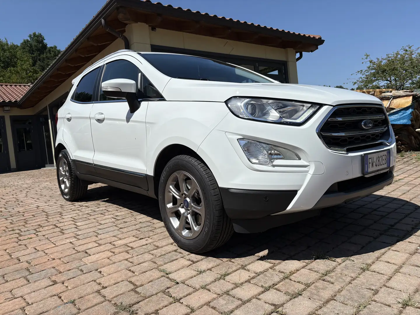 Ford EcoSport 1.0 ecoboost 100cv my19 PARI AL NUOVO Bianco - 1