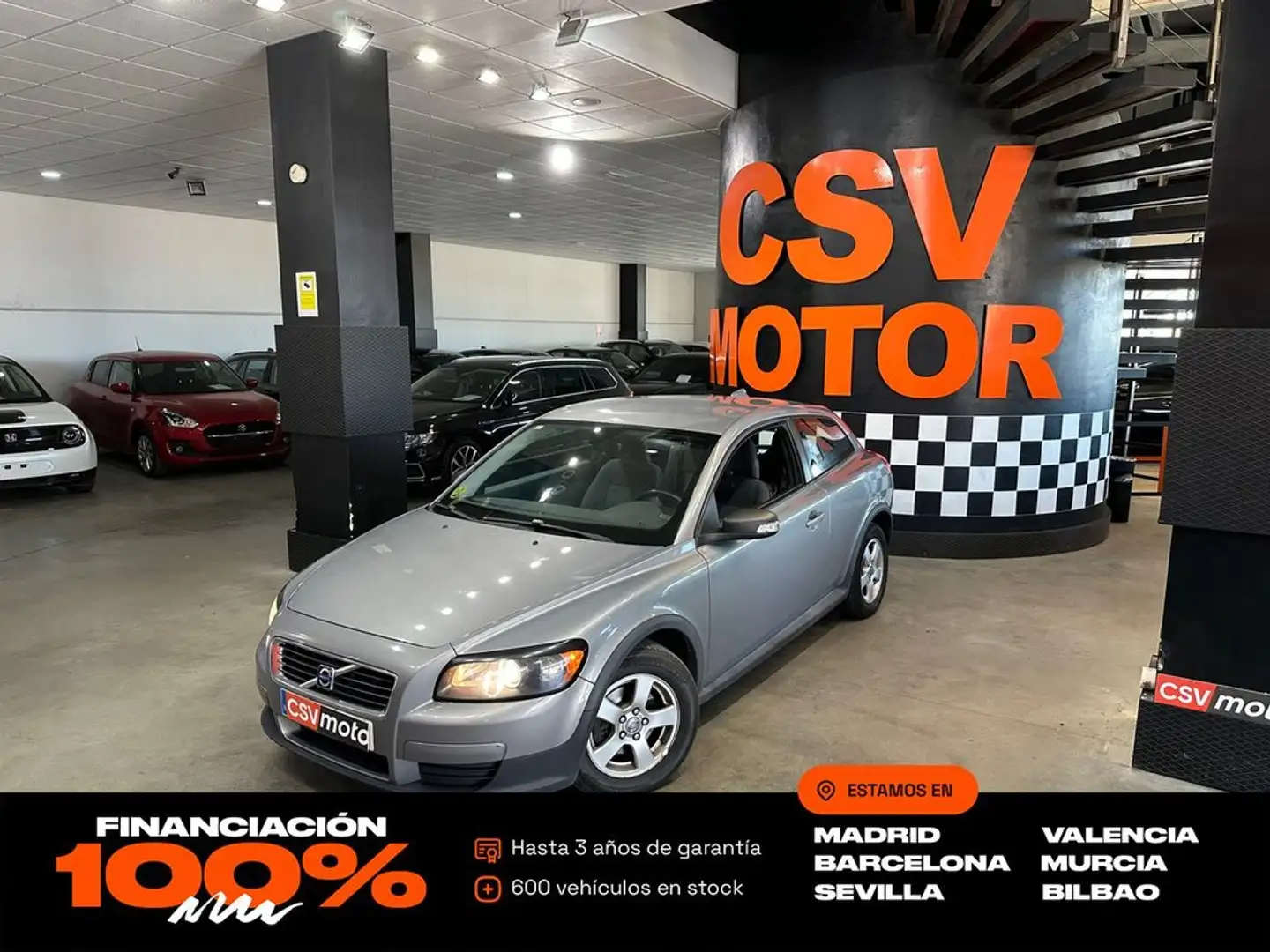 Volvo C30 1.6D Momentum Gris - 1