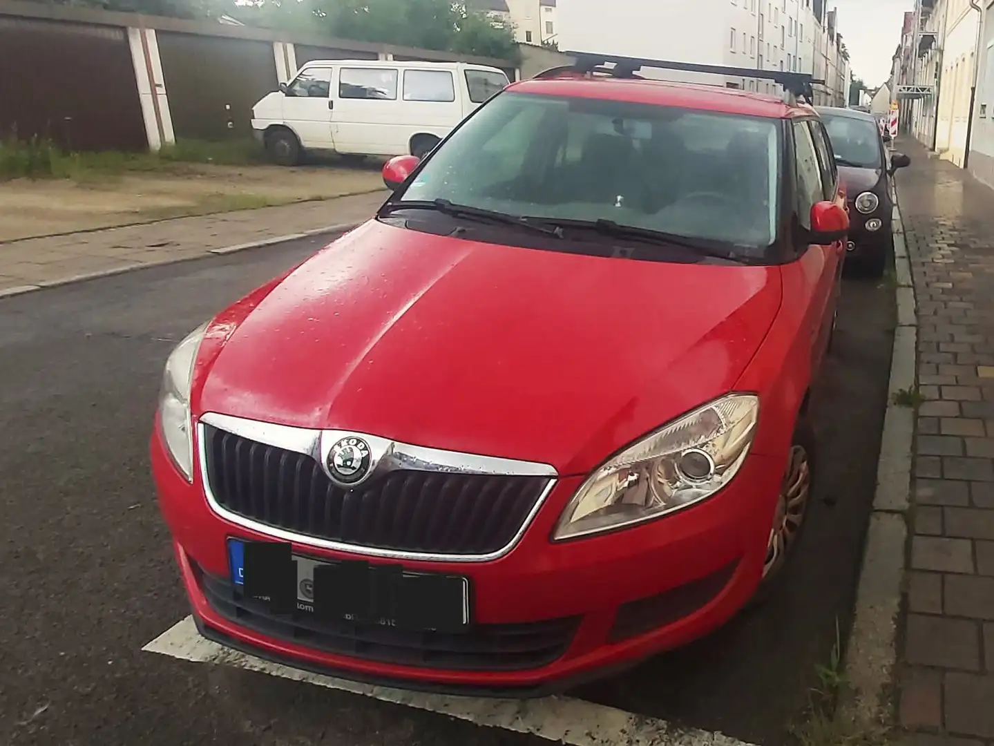 Skoda Fabia Fabia 1.6 TDI DPF Combi Classic Rot - 1