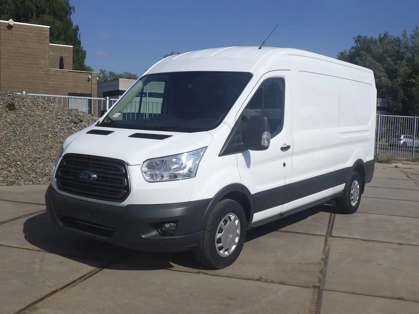 Ford Transit (Stock ID 64813) MOTOR SCHADE Blanc - 1