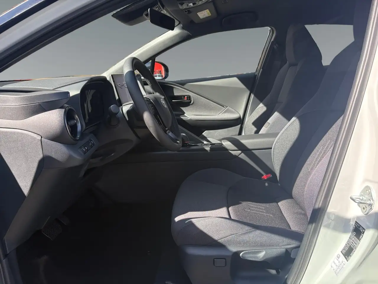 Toyota C-HR 2.0 FWD Team D +Kamera+PDC+SHZ+LHZ+Navi+ACC+ 10