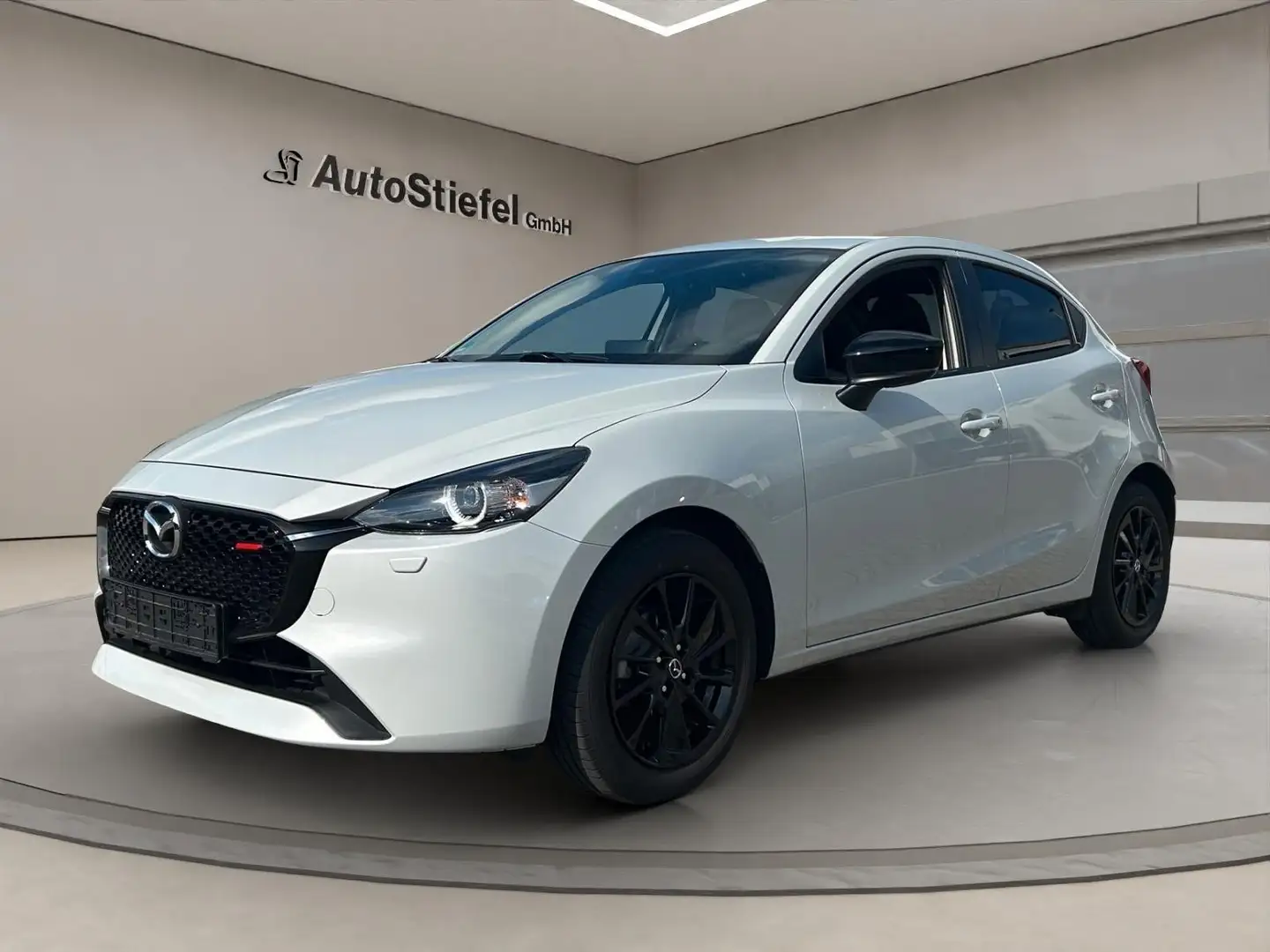 Mazda 2 HOMURA 90 PS 6GS 8-FACH BEREIFT Weiß - 1