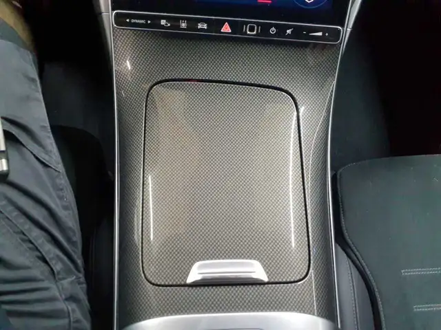 Mercedes-Benz C-Class view 10