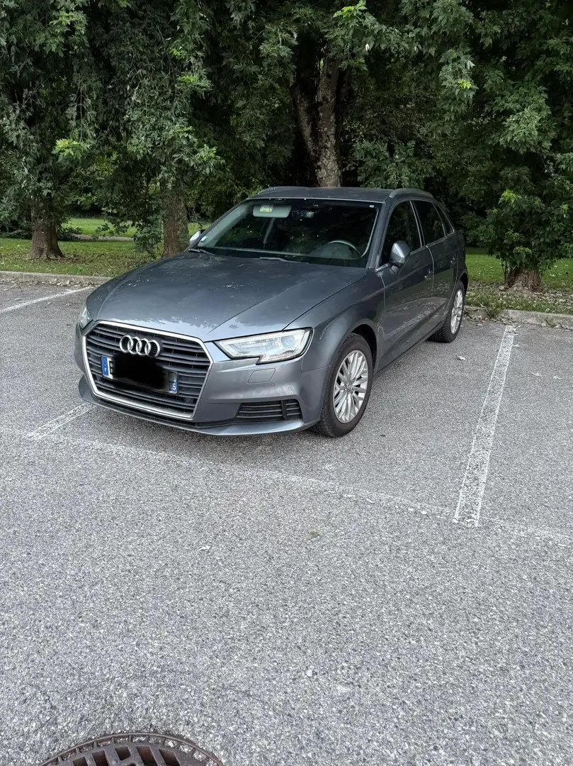 Audi A3 Sportback 1.6 TDI 116 Business line - 1