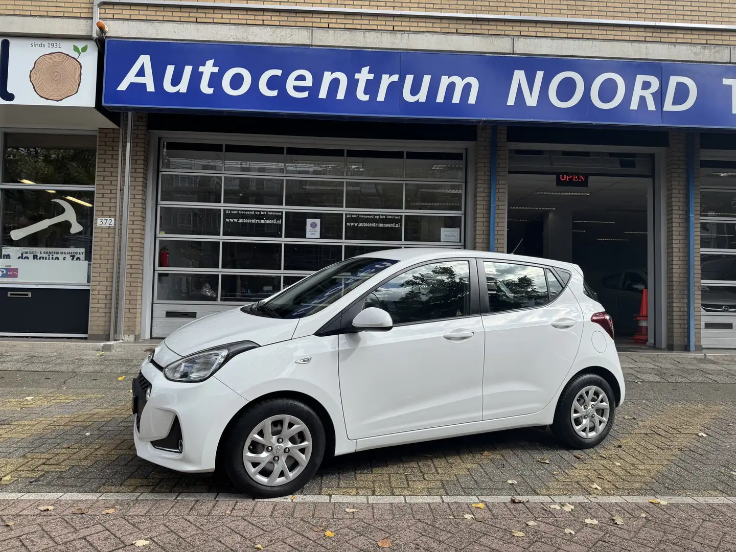 Hyundai i10 1.0i Comfort 41936KM! NAP | 1e Eigenaar | Airco | Wit - 1