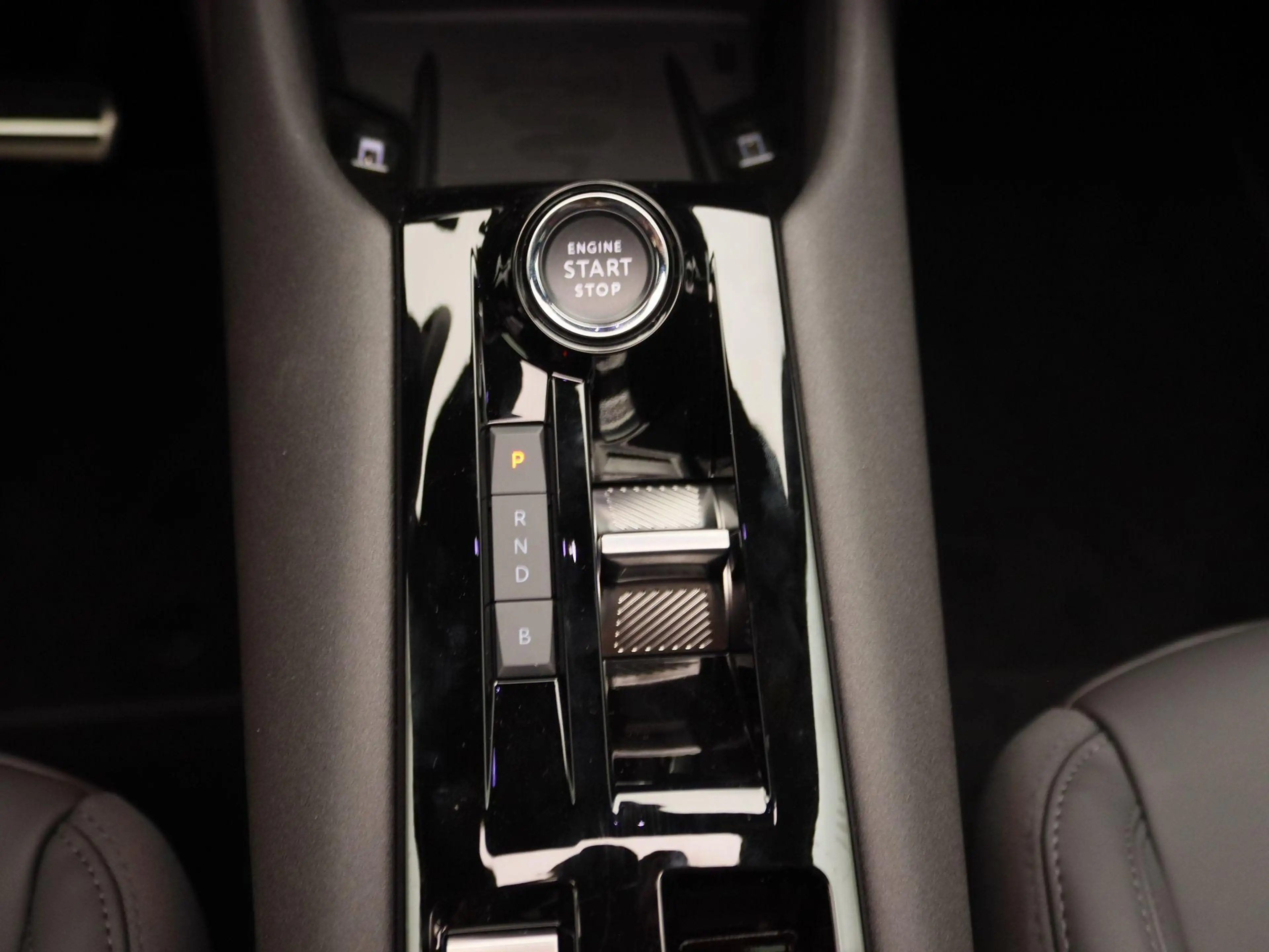 Alfa Romeo Junior Elettrica Ti 54 kWh | Demo | tot 8 jaar garantie | — photo 11