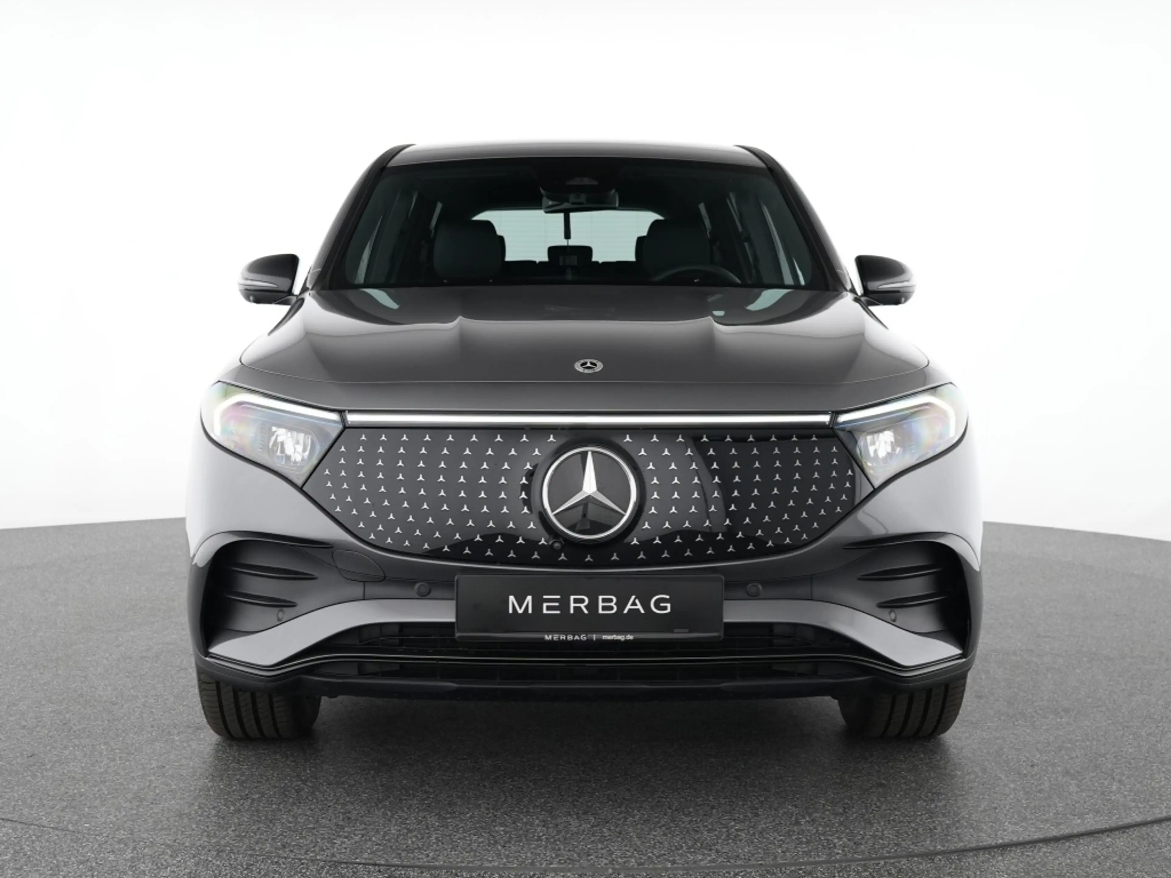 Mercedes-Benz EQB 300 4M AMG Advanced+ Night LED Distronic — photo 2