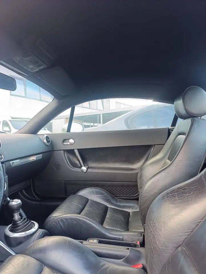 Audi TT Coupe 1.8 T, foto 5