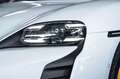 Porsche Taycan Turbo S Carbon*Panorama Weiß - thumbnail 4